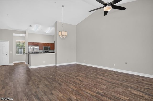 8521 Oakshade CIR 422, Fort Myers, FL 33919