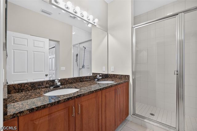 8521 Oakshade CIR 422, Fort Myers, FL 33919