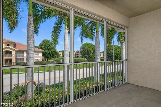 8521 Oakshade CIR 422, Fort Myers, FL 33919