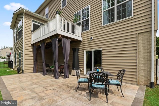 5 HOLLYCREST PL, Stafford, VA 22554