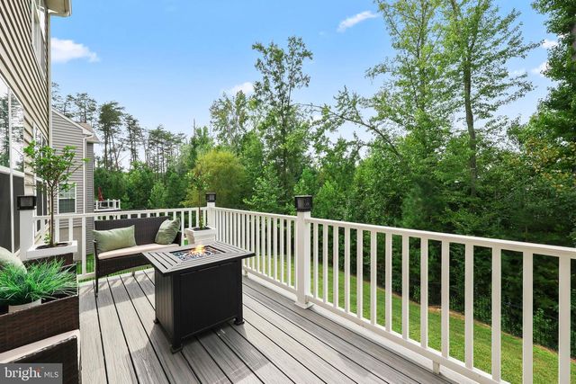 5 HOLLYCREST PL, Stafford, VA 22554