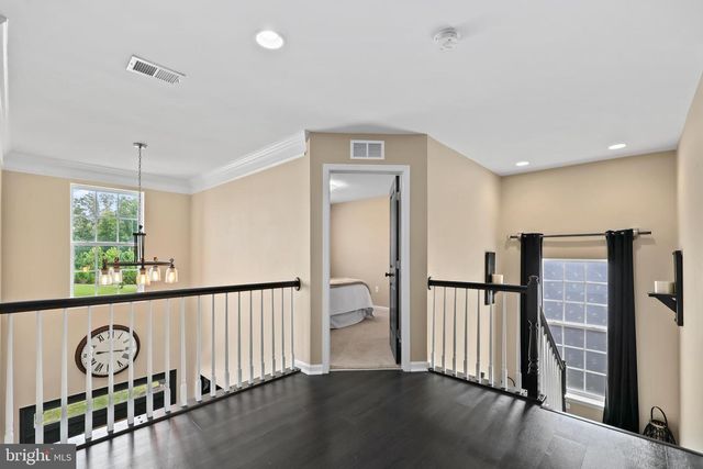 5 HOLLYCREST PL, Stafford, VA 22554