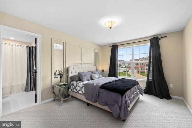 5 HOLLYCREST PL, Stafford, VA 22554