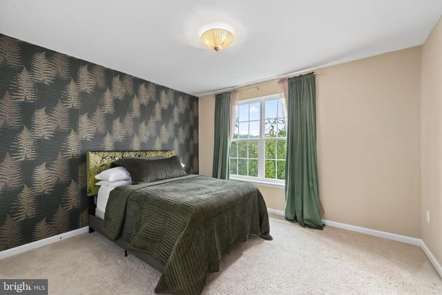 5 HOLLYCREST PL, Stafford, VA 22554