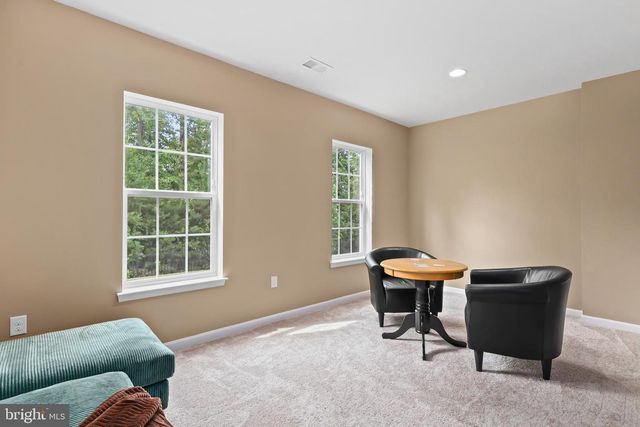 5 HOLLYCREST PL, Stafford, VA 22554