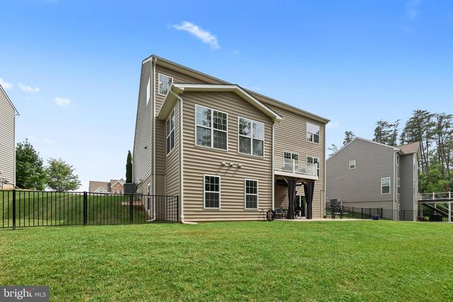 5 HOLLYCREST PL, Stafford, VA 22554