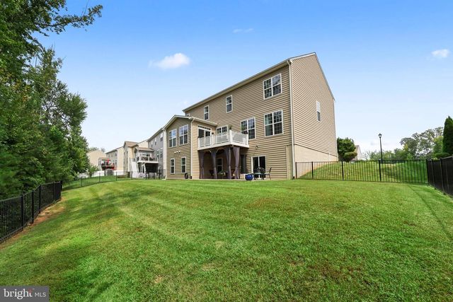 5 HOLLYCREST PL, Stafford, VA 22554