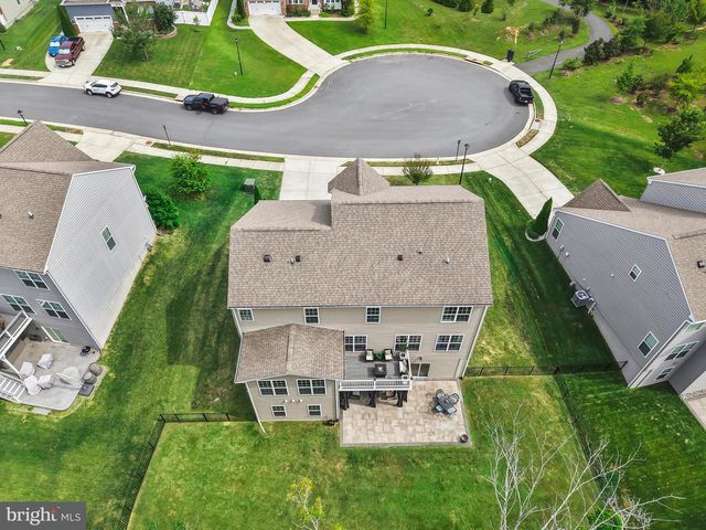 5 HOLLYCREST PL, Stafford, VA 22554