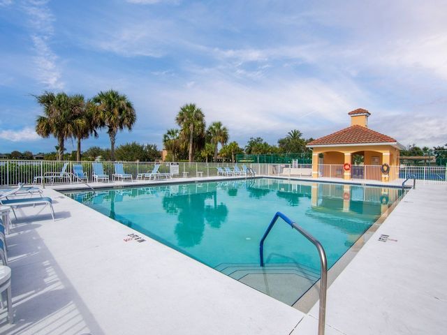 605 Tangelo Circle SW, Vero Beach, FL 32968