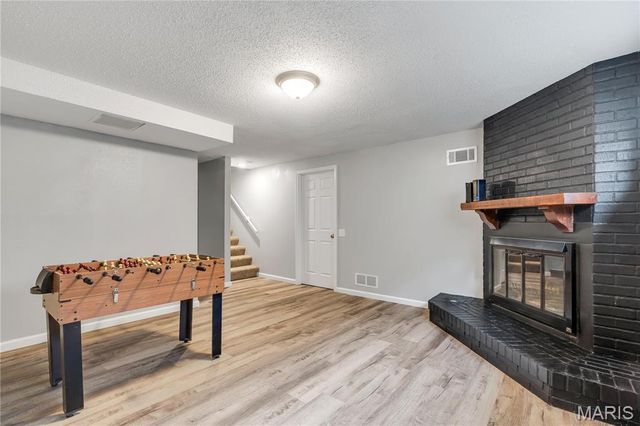 141 Oak Drive, St Peters, MO 63376