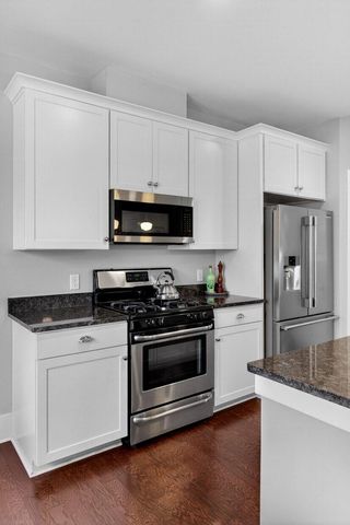 203 Gnarly Oak Lane, Summerville, SC 29485