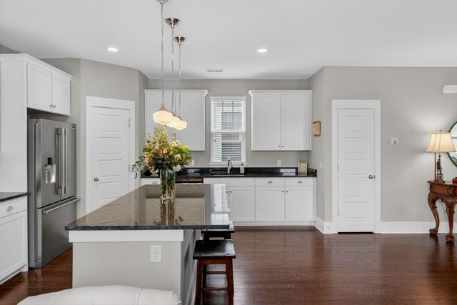 203 Gnarly Oak Lane, Summerville, SC 29485