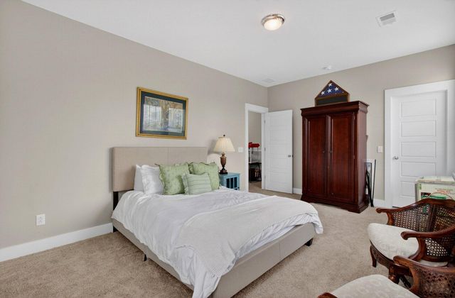 203 Gnarly Oak Lane, Summerville, SC 29485