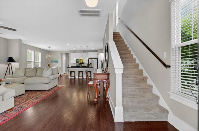 203 Gnarly Oak Lane, Summerville, SC 29485