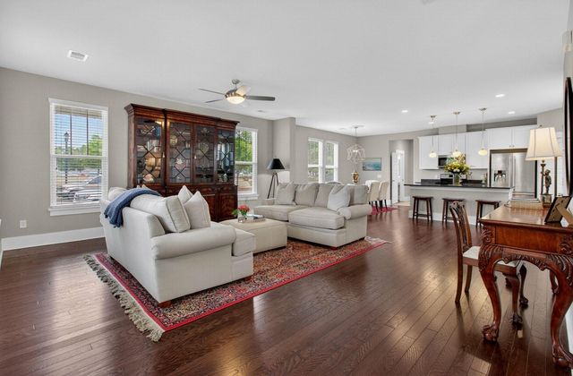 203 Gnarly Oak Lane, Summerville, SC 29485