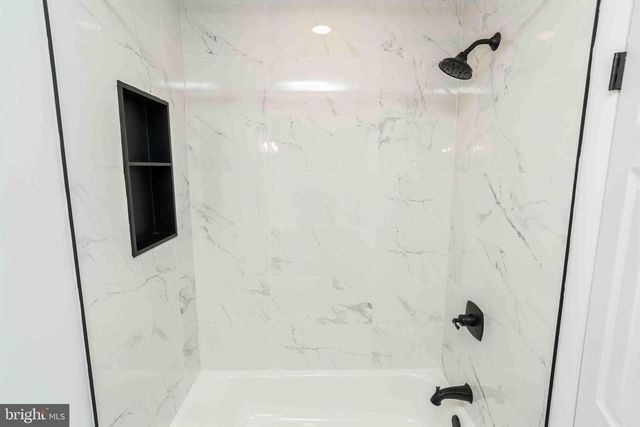 19 JACK LADDER CIR, Horsham, PA 19044