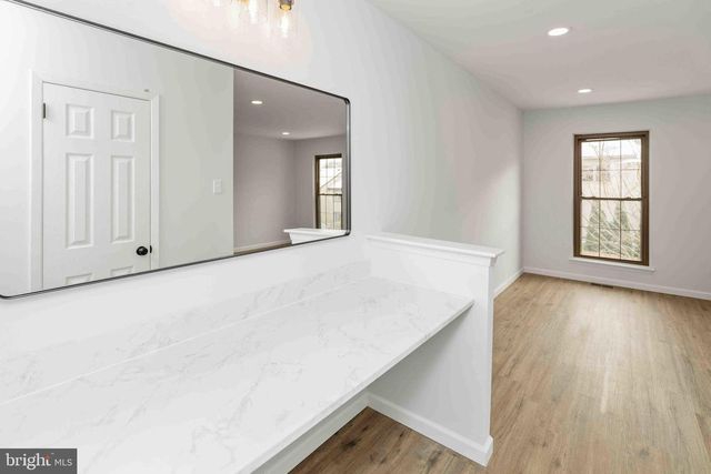 19 JACK LADDER CIR, Horsham, PA 19044