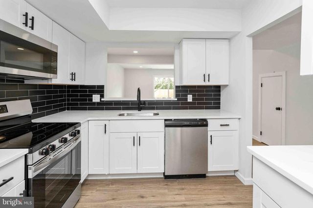 19 JACK LADDER CIR, Horsham, PA 19044