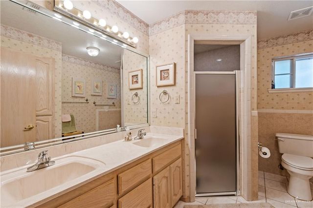 612 Lake View Drive, Mission, TX 78572