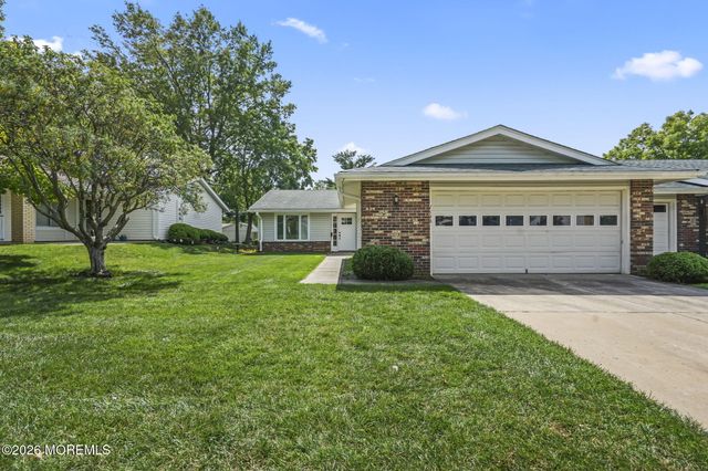 164A Kalmia Plaza, Monroe, NJ 08831