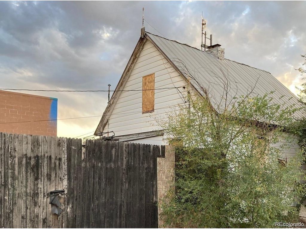 1422 S Cherokee St, Denver, CO 80223