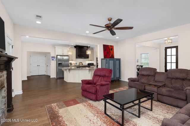 504 Bankston Road, Nesbit, MS 38651