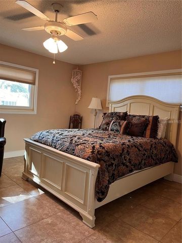 8757 SW 97TH LANE ROAD C, Ocala, FL 34481