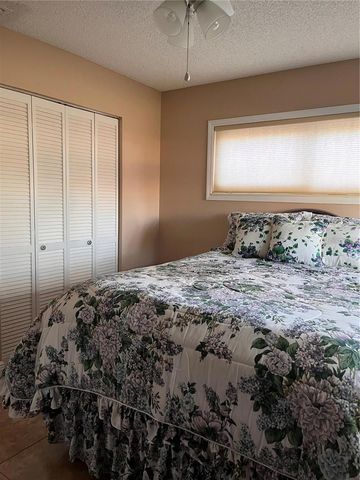 8757 SW 97TH LANE ROAD C, Ocala, FL 34481