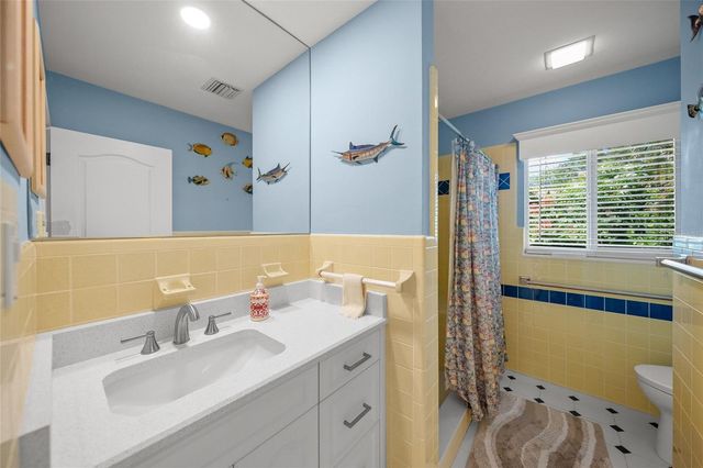 7616 COVE TERRACE, Sarasota, FL 34231