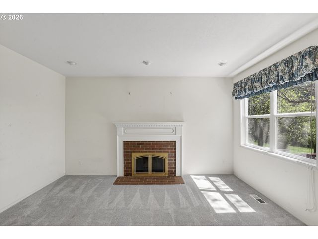 33498 SMITH Rd, St Helens, OR 97051