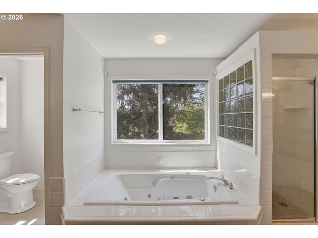 33498 SMITH Rd, St Helens, OR 97051