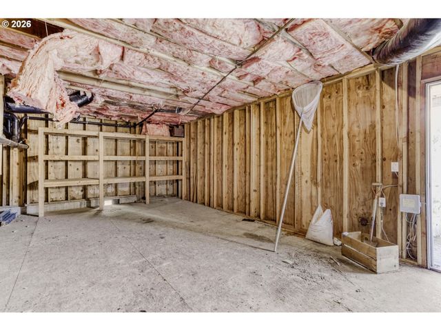 2357 Sw LINNEMAN Dr, Gresham, OR 97080