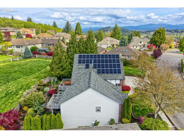 2357 Sw LINNEMAN Dr, Gresham, OR 97080