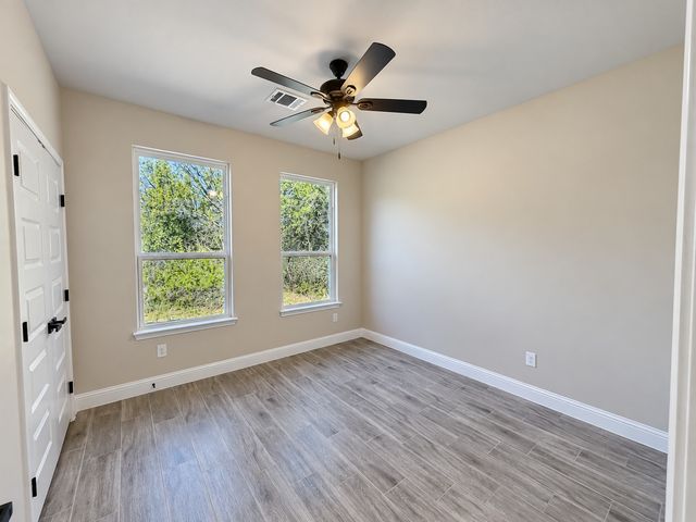 5907 Black Pine Circle, Granbury, TX 76048