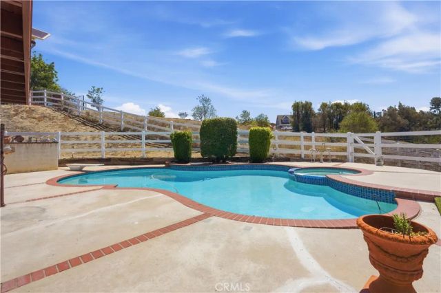 31265 Calle Felicidad, Temecula, CA 92591