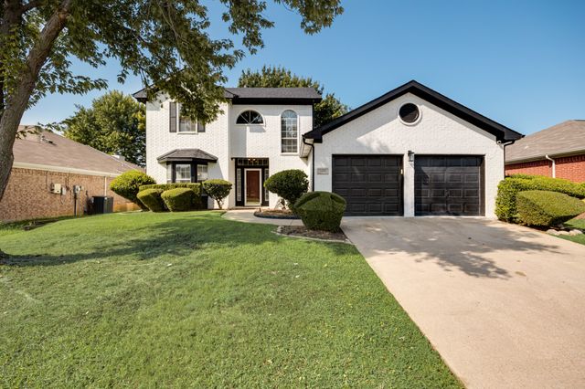 1409 High Crest Drive, Mansfield, TX 76063