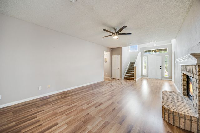 1409 High Crest Drive, Mansfield, TX 76063