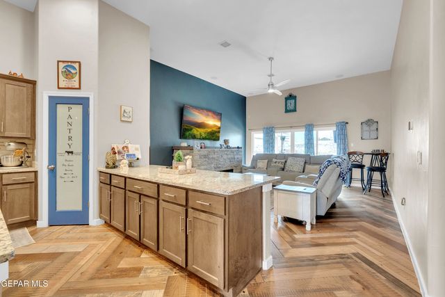 14825 William meshel Drive, El Paso, TX 79938