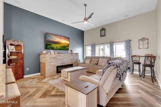 14825 William meshel Drive, El Paso, TX 79938