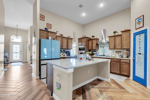 14825 William meshel Drive, El Paso, TX 79938