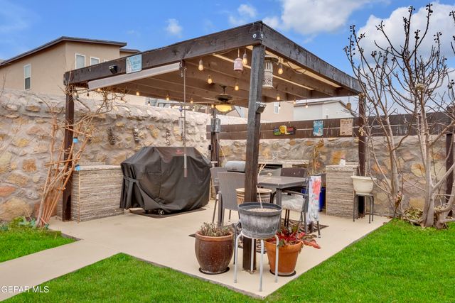 14825 William meshel Drive, El Paso, TX 79938