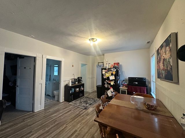 199-201 University Ave, Lowell, MA 01854