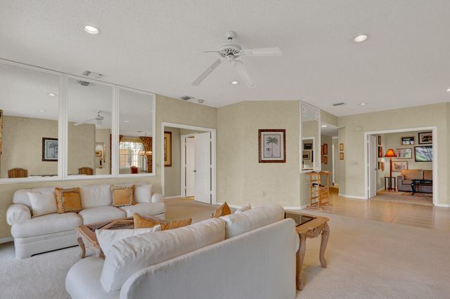 152 Legendary Circle, Palm Beach Gardens, FL 33418