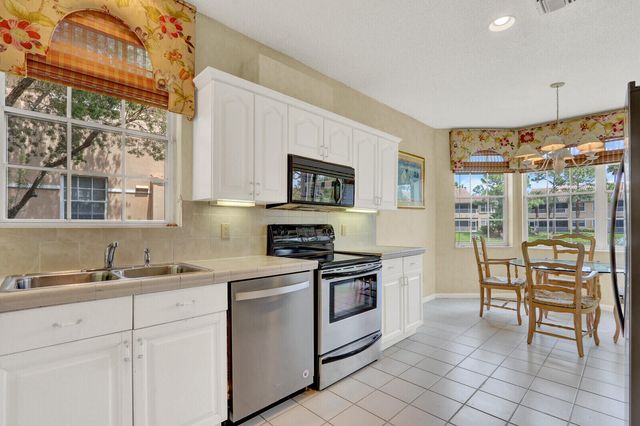 152 Legendary Circle, Palm Beach Gardens, FL 33418