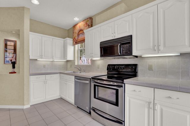 152 Legendary Circle, Palm Beach Gardens, FL 33418