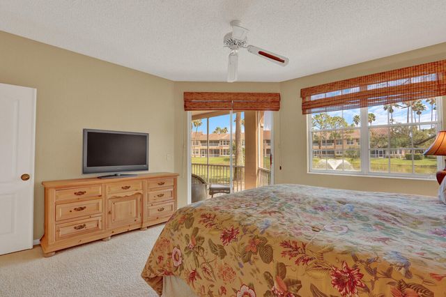 152 Legendary Circle, Palm Beach Gardens, FL 33418