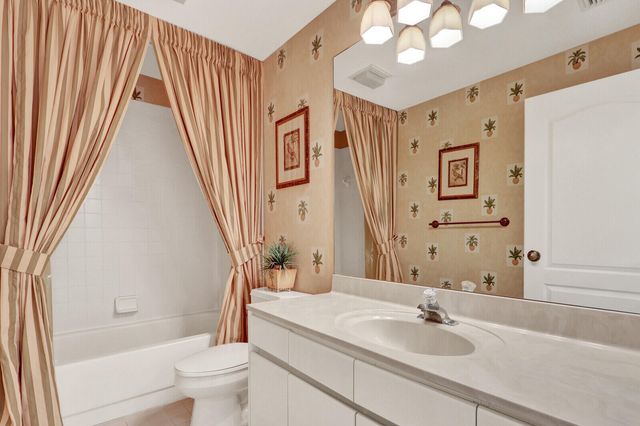 152 Legendary Circle, Palm Beach Gardens, FL 33418