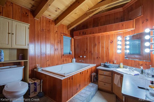 5104 Ravenswood Road, Kimball, MI 48074