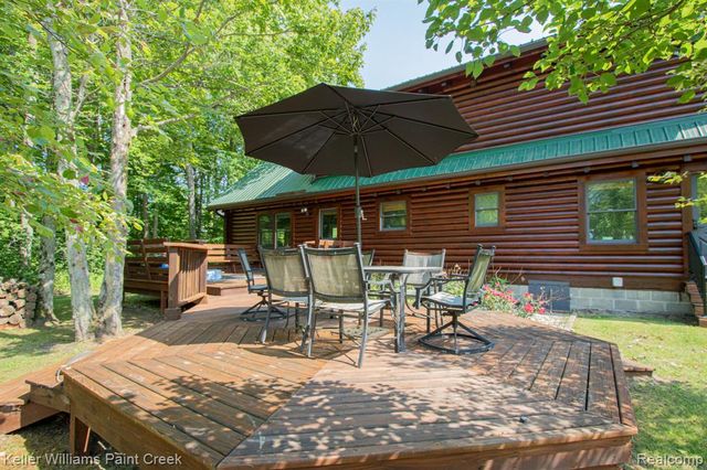 5104 Ravenswood Road, Kimball, MI 48074