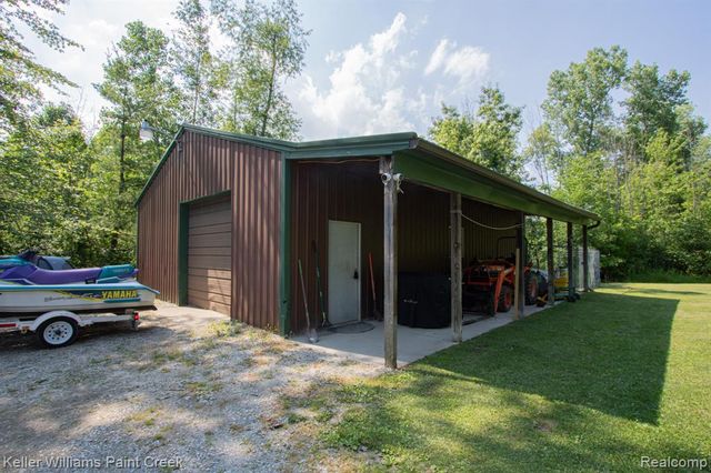 5104 Ravenswood Road, Kimball, MI 48074